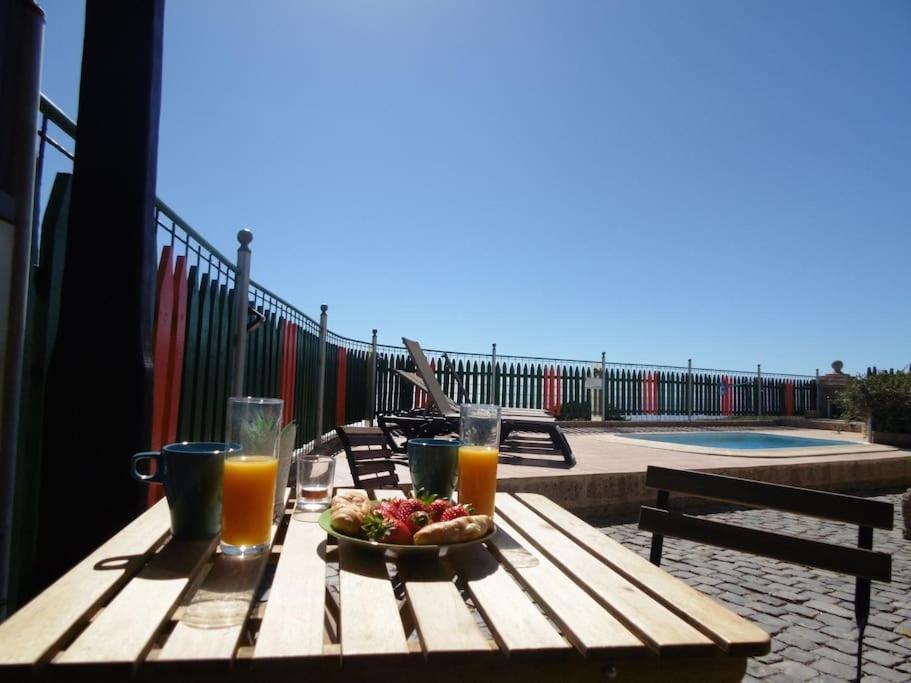 Con Piscina Privada Hébergement de vacances